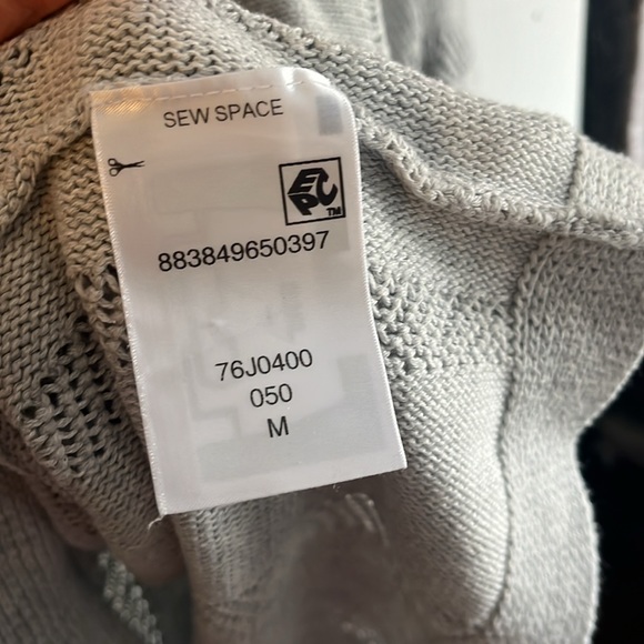 Grey sweater - excellent used condition - Picture 5 of 6